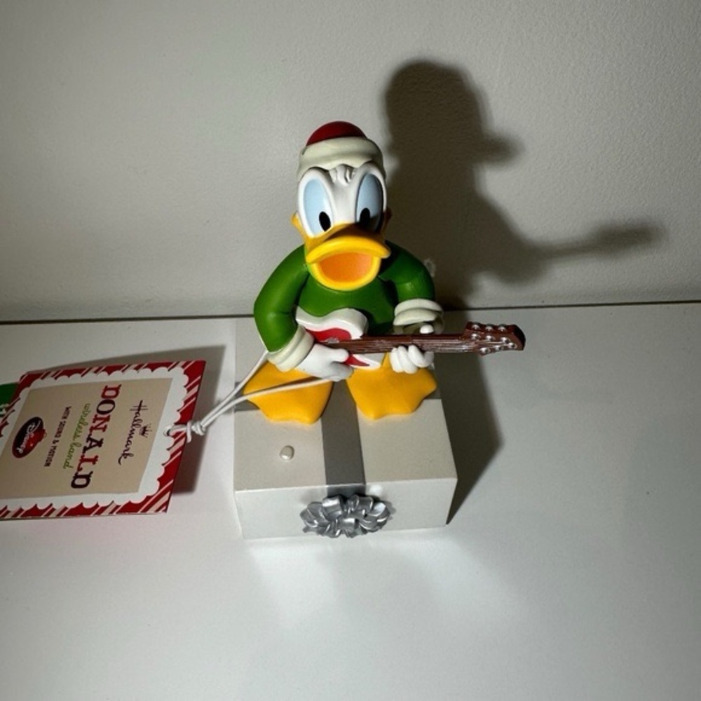 Hallmark 2013 Disney Christmas Wireless Band Donald Duck Tested - Works